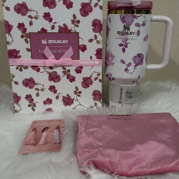 STANLEY x LoveShackFancy FlowState Quencher Tumbler 40oz – Ribbon Rosa (New) - Picture 3 of 9